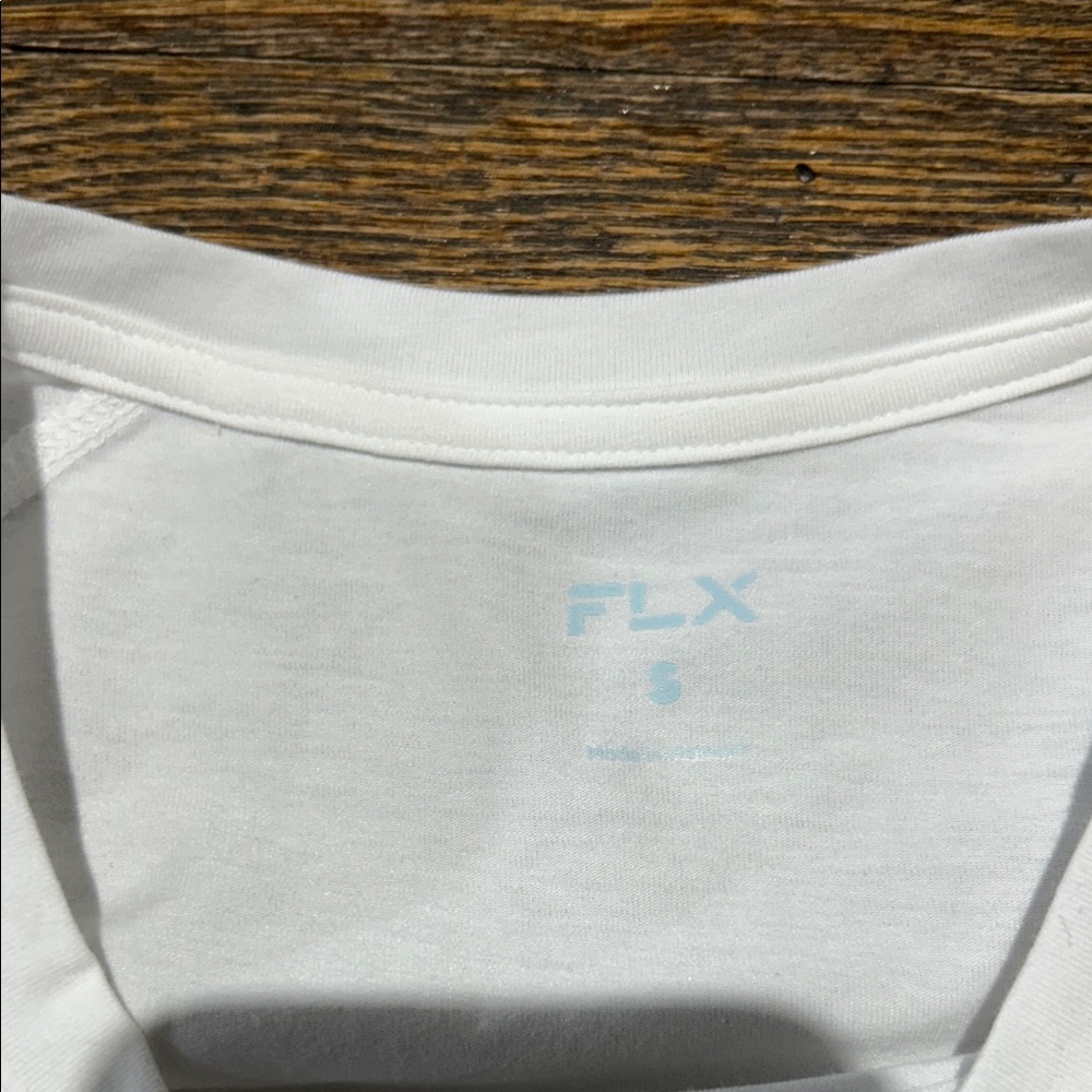 Classic White Short Sleeve Tee - Picture 3 of 5